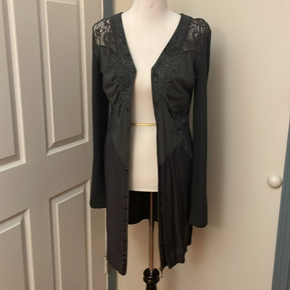 Dress - Picture 5 of 9